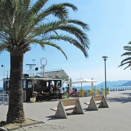 Locazione Turistica Terre Degli Angeli Apartmán Pietra Ligure